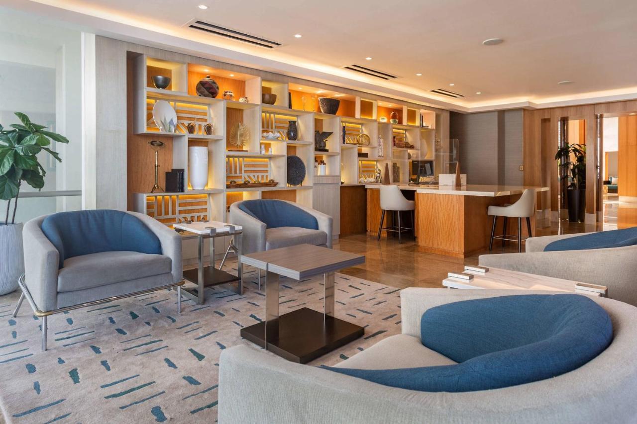 Готель Jw Marriott Panama Екстер'єр фото The lounge at the airport