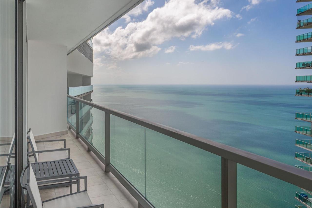 Готель Jw Marriott Panama Екстер'єр фото Balcony