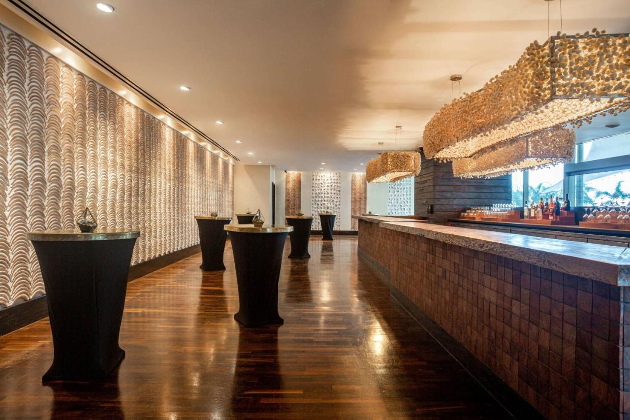 Готель Jw Marriott Panama Екстер'єр фото The bar at the 101 Lounge