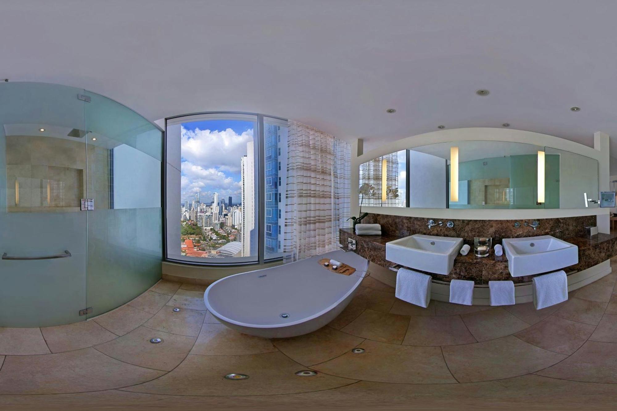 Готель Jw Marriott Panama Екстер'єр фото Bathroom in the Mandarin Oriental, Munich