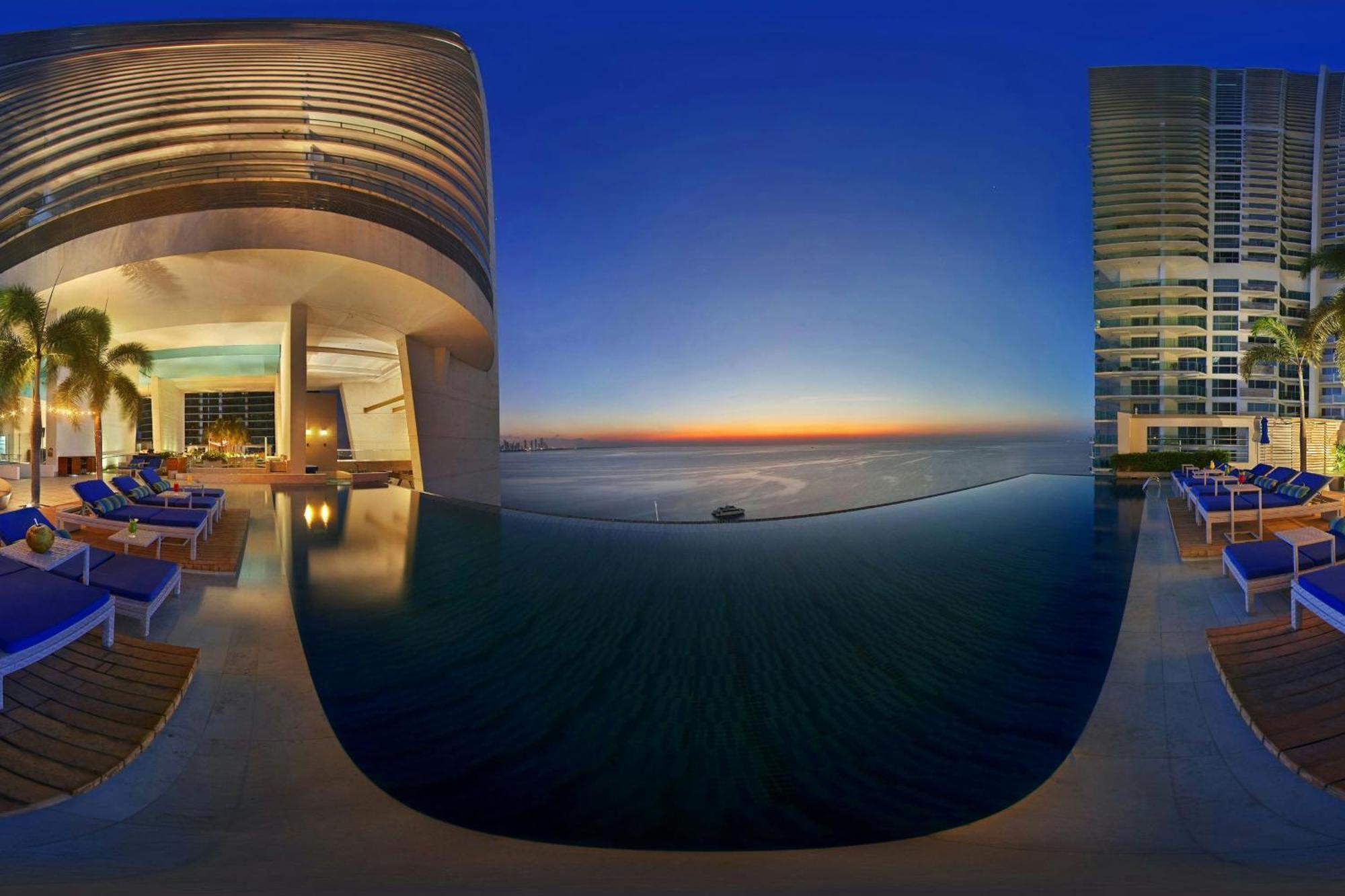 Готель Jw Marriott Panama Екстер'єр фото Infinity pool at the W San Francisco